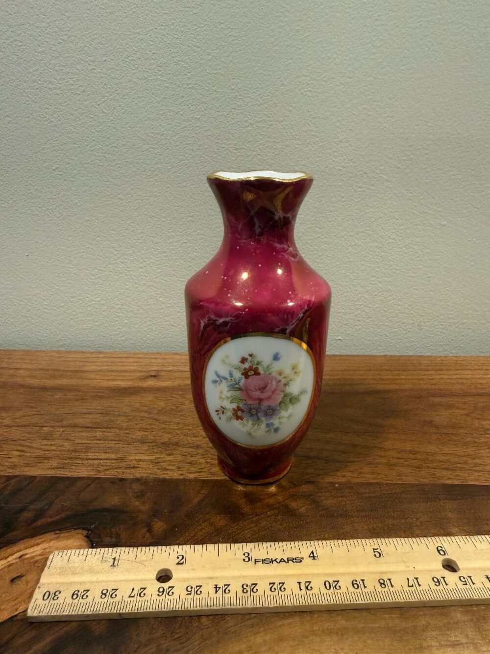 D. Ulmet Limoges 22K Gold Pink Floral Vase
